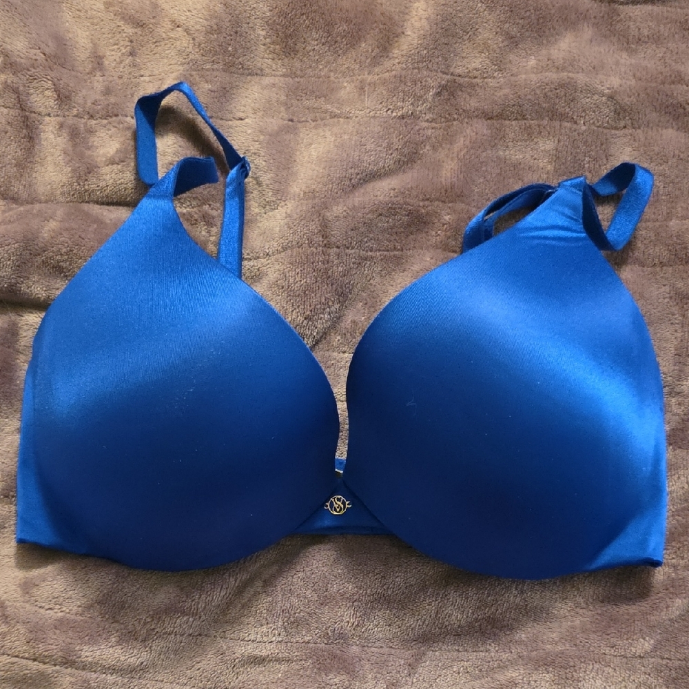 Victoria's Secret Vibrant Blue Bra